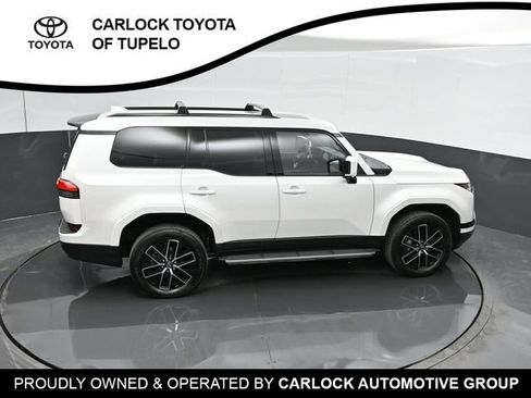 Used 2024 Lexus GX 550 w/ Accessory Package (Z1) AWD/4WD image 39
