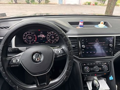 Used 2019 Volkswagen Atlas SEL FWD image 8
