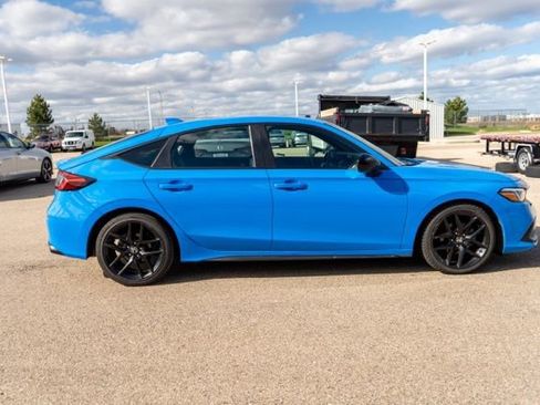 Used 2024 Honda Civic Sport image 8