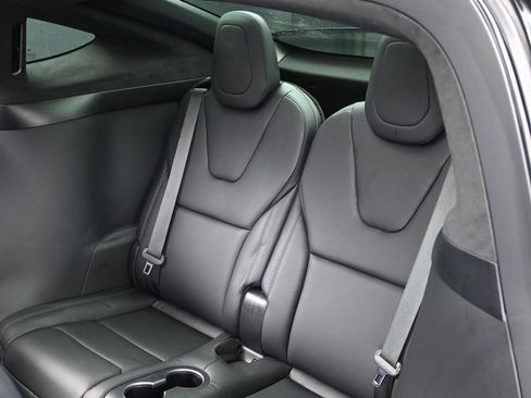 Used 2020 Tesla Model X Long Range image 38