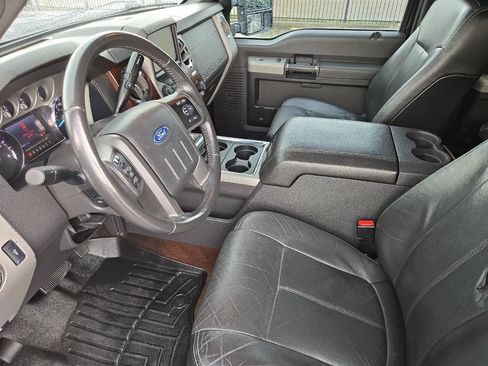 Used 2013 Ford F250 Lariat w/ Lariat Ultimate Pkg AWD/4WD image 9