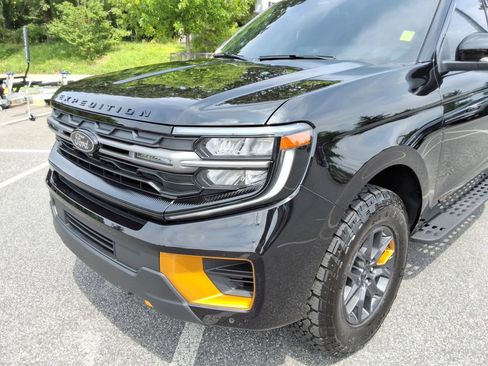 Used 2026 Ford Expedition Tremor AWD/4WD image 9