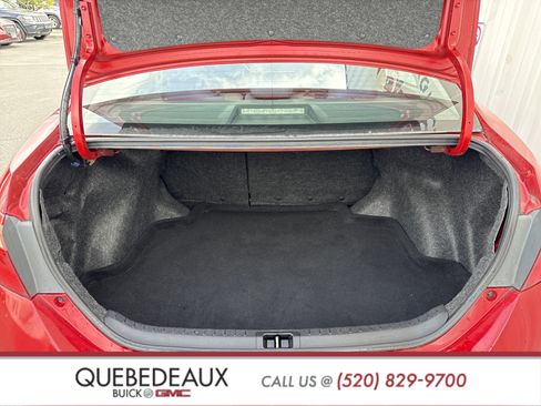 Used 2019 Toyota Corolla LE image 8