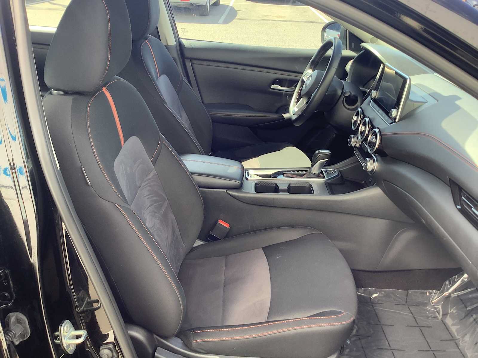 Used 2025 Nissan Sentra SR FWD image 15