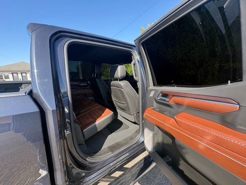 Used 2024 GMC Sierra 1500 Denali Ultimate image 49