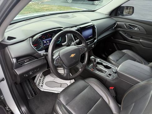Used 2021 Chevrolet Traverse Premier w/ Redline Edition image 11