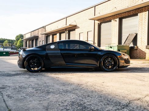 Used 2011 Audi R8 V10 AWD/4WD image 13