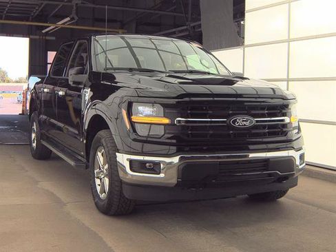 Used 2025 Ford F150 XLT w/ Equipment Group 301A Standard AWD/4WD image 4
