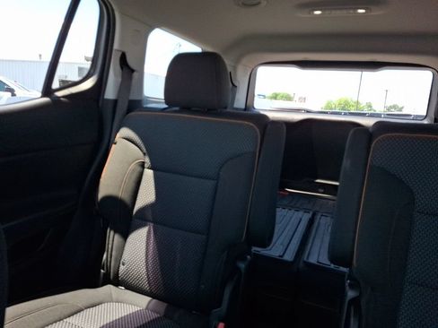 Used 2021 GMC Acadia AT4 w/ LPO, Floor Liner Package AWD/4WD image 19