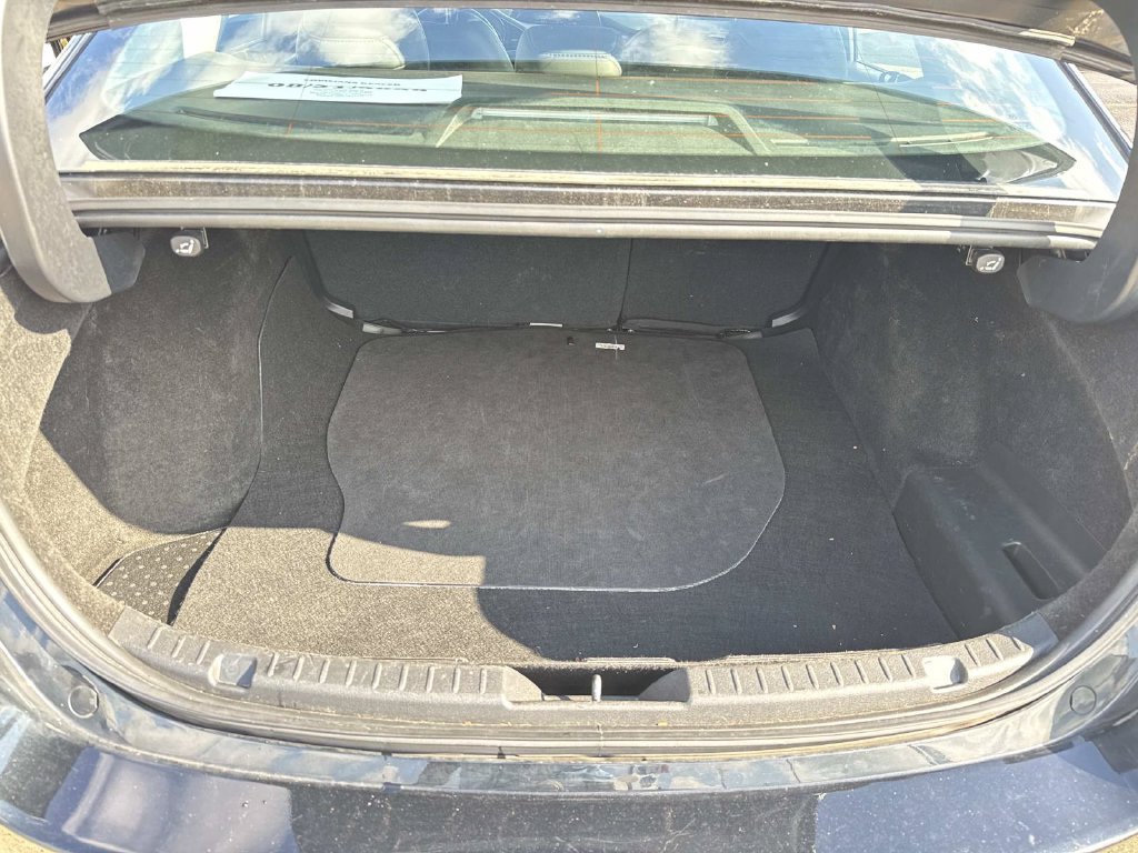 Used 2024 MAZDA MAZDA3 s FWD image 8
