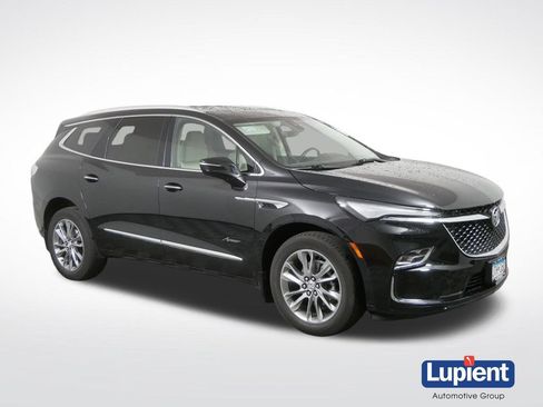 Used 2023 Buick Enclave Avenir w/ Avenir Technology Package AWD/4WD image 1