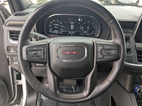 Used 2022 GMC Yukon AT4 image 15