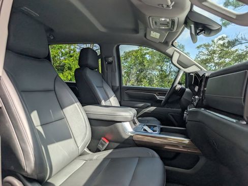 Used 2024 Chevrolet Silverado 2500 LT w/ All Star Edition AWD/4WD image 23