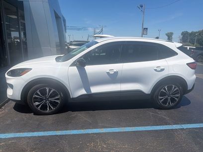 Used 2021 Ford Escape SE w/ SE Sport Appearance Package