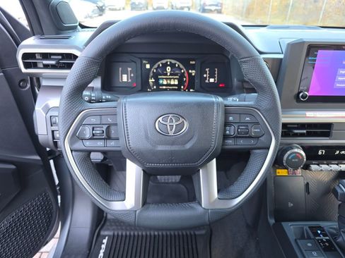 New 2026 Toyota Tacoma SR5 AWD/4WD image 28