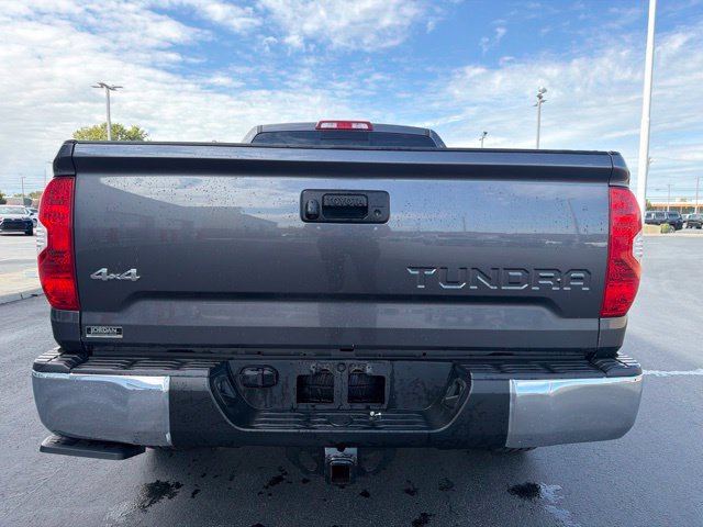 Used 2016 Toyota Tundra SR5 w/ SR5 Upgrade Package AWD/4WD image 6