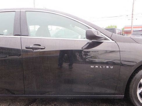 Used 2024 Chevrolet Malibu LT FWD image 20