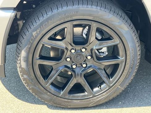 New 2026 RAM 1500 Laramie w/ Night Edition AWD/4WD image 17