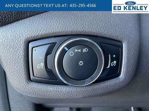 Used 2016 Ford Transit Connect XL image 14