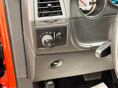 Used 2010 Dodge Challenger R/T image 10