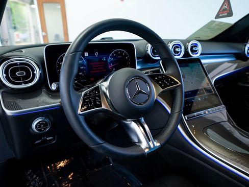 Used 2024 Mercedes-Benz CLE 300 4MATIC Coupe image 36