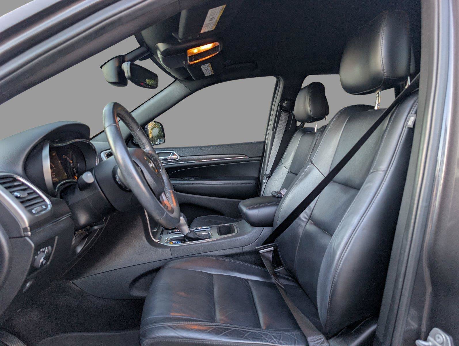 Used 2018 Jeep Grand Cherokee Limited RWD image 16