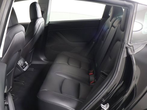 Used 2019 Tesla Model 3 Standard Range Plus image 31