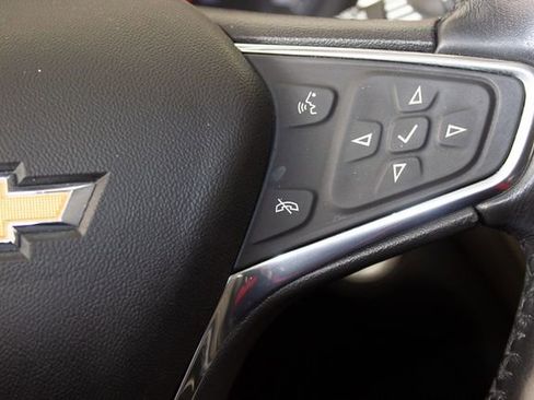 Used 2020 Chevrolet Equinox Premier image 25