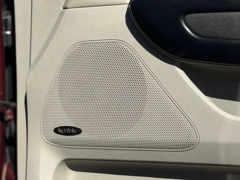 Used 2016 Kia Sedona SX FWD image 42