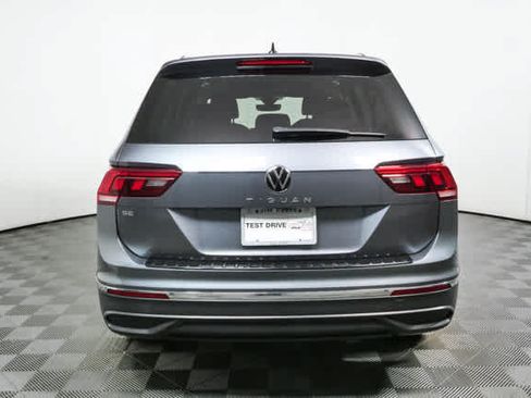 Certified 2023 Volkswagen Tiguan SE w/ Panoramic Sunroof Package FWD image 28