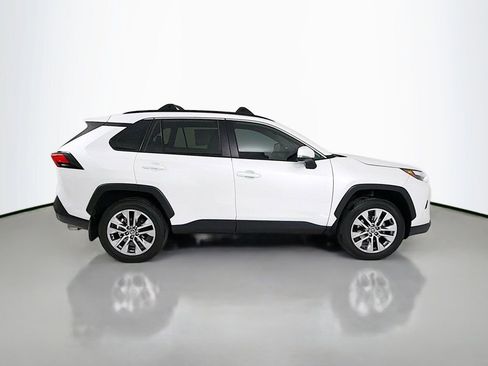 Used 2024 Toyota RAV4 XLE Premium image 8