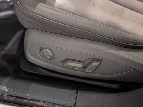 Used 2019 Audi A4 2.0T Premium Plus w/ Premium Plus Package image 23