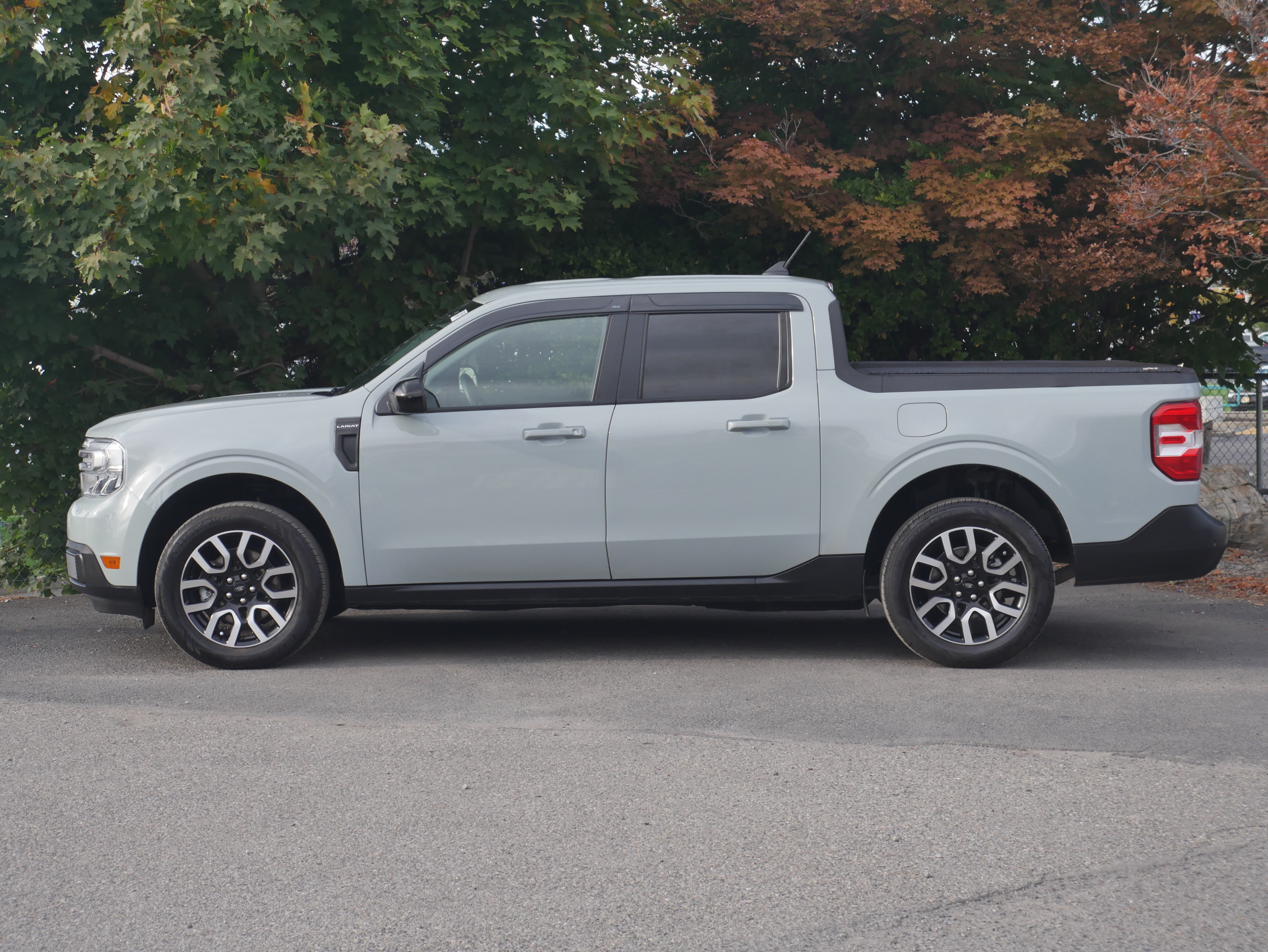 Certified 2024 Ford Maverick Lariat AWD/4WD image 15