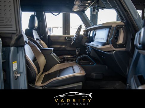 Used 2022 Ford Bronco Wildtrak image 19