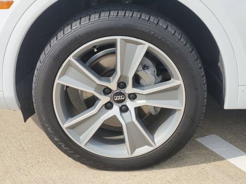 Used 2019 Audi Q5 2.0T Premium Plus w/ Premium Plus Package AWD/4WD image 10