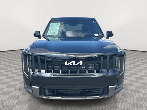 Used 2027 Kia Telluride LX FWD image 2