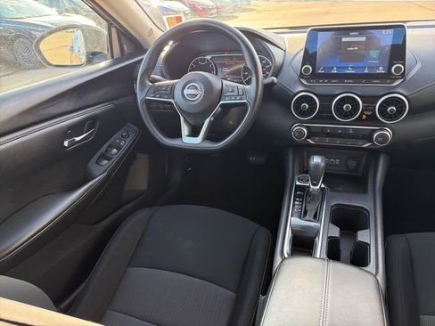 Used 2024 Nissan Sentra SV FWD image 20