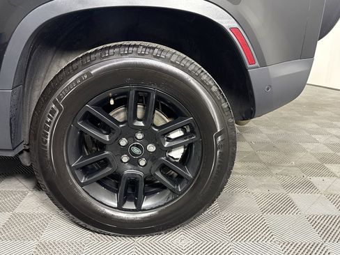 Used 2022 Land Rover Defender 90 S image 12