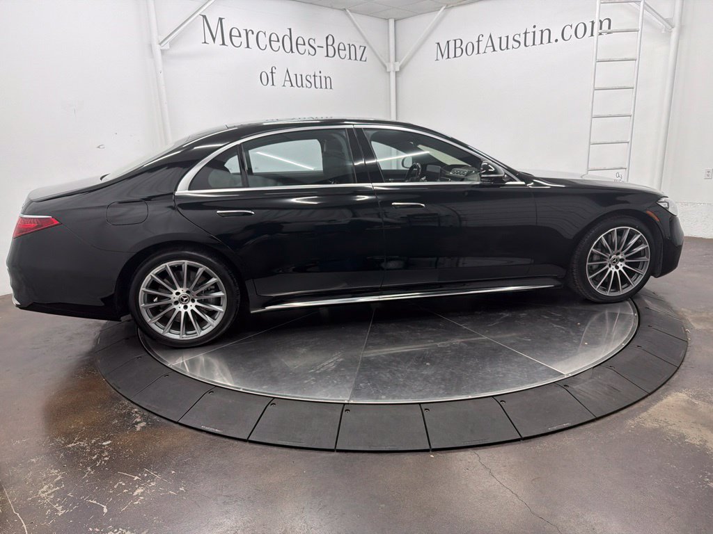 Used 2023 Mercedes-Benz S 580 4MATIC Sedan image 9