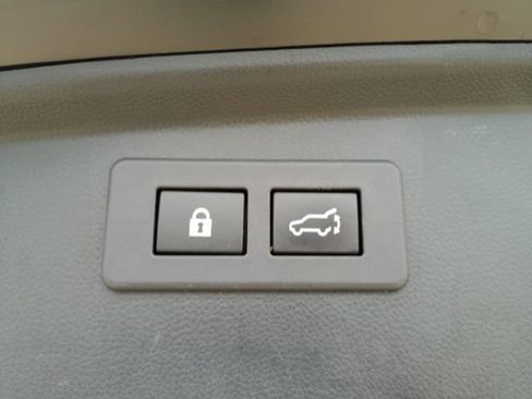 Used 2020 Subaru Outback Limited image 24