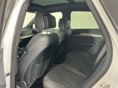 Used 2021 Audi Q5 e Prestige w/ Prestige Package AWD/4WD image 17