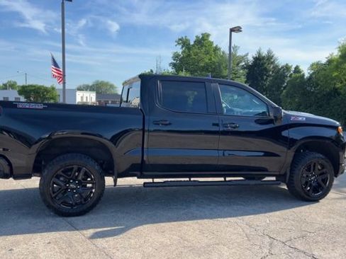 Used 2025 Chevrolet Silverado 1500 LT Trail Boss w/ LT Trail Boss Premium Package AWD/4WD image 9