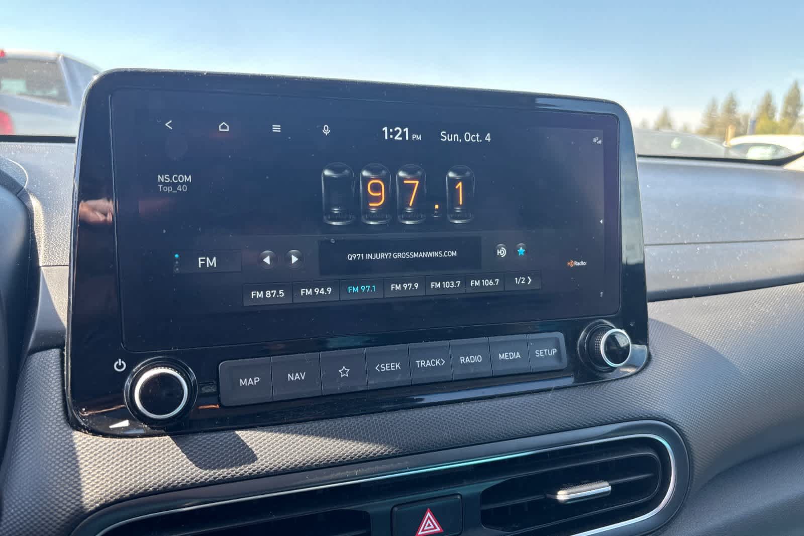 Used 2022 Hyundai Kona Limited w/ Cargo Package FWD image 19