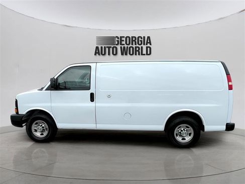 Used 2012 Chevrolet Express 2500 w/ Cold Climate Package image 2