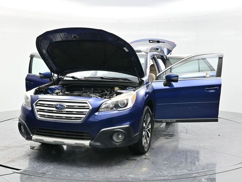 Used 2016 Subaru Outback 2.5i Limited image 57