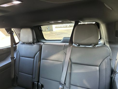 Used 2026 Chevrolet Tahoe LT w/ Comfort Package RWD image 7