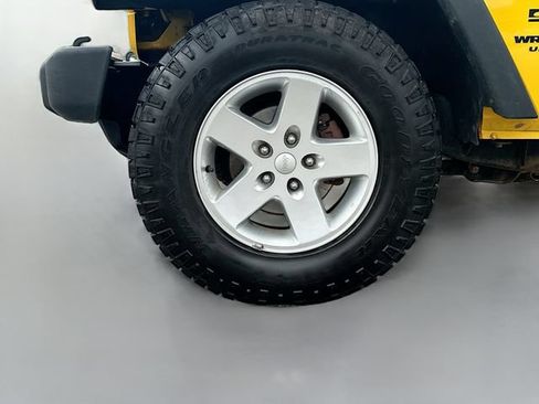 Used 2015 Jeep Wrangler Unlimited Sport w/ Quick Order Package 24S AWD/4WD image 29