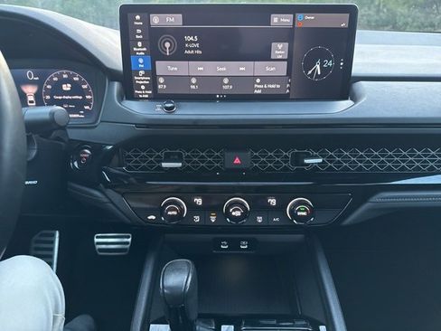 Used 2024 Honda Accord Sport image 20