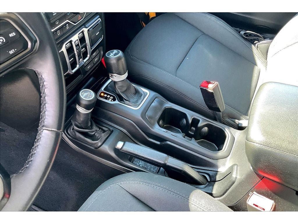 Used 2018 Jeep Wrangler Unlimited Sport S AWD/4WD image 19