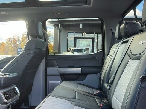 Used 2022 Ford F150 Limited image 20